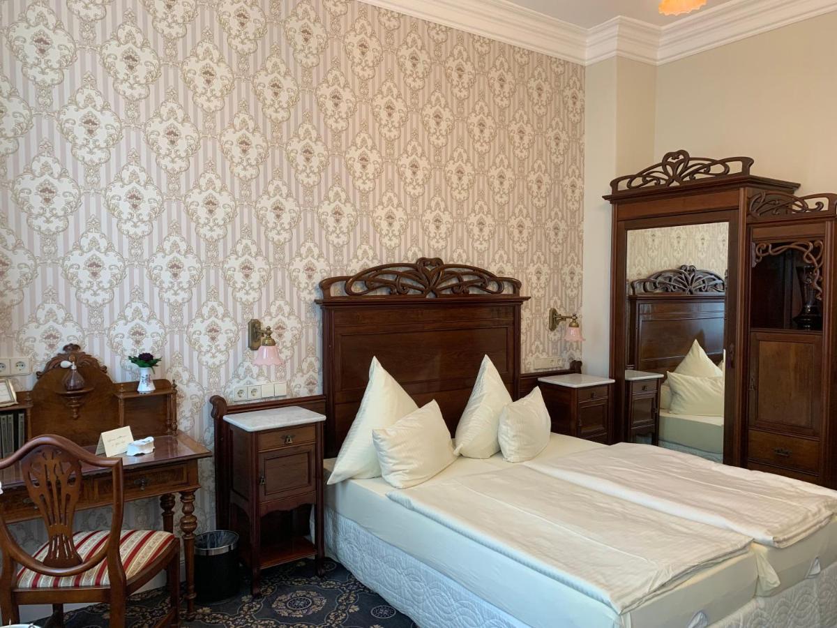 Hotel Seeufer Plön Екстериор снимка