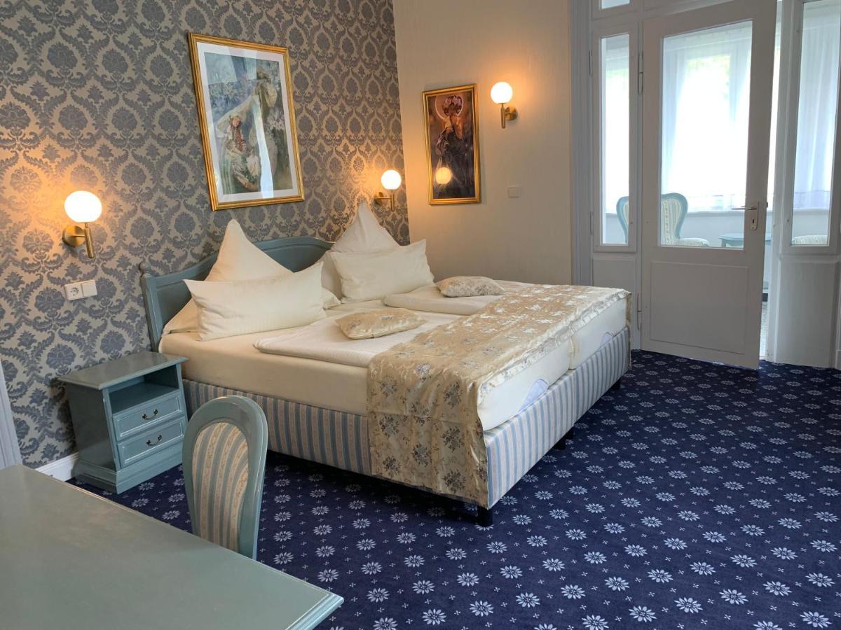 Hotel Seeufer Plön Екстериор снимка