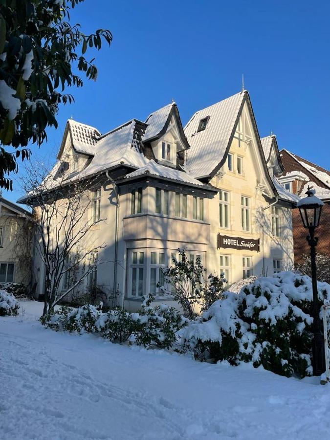 Hotel Seeufer Plön Екстериор снимка
