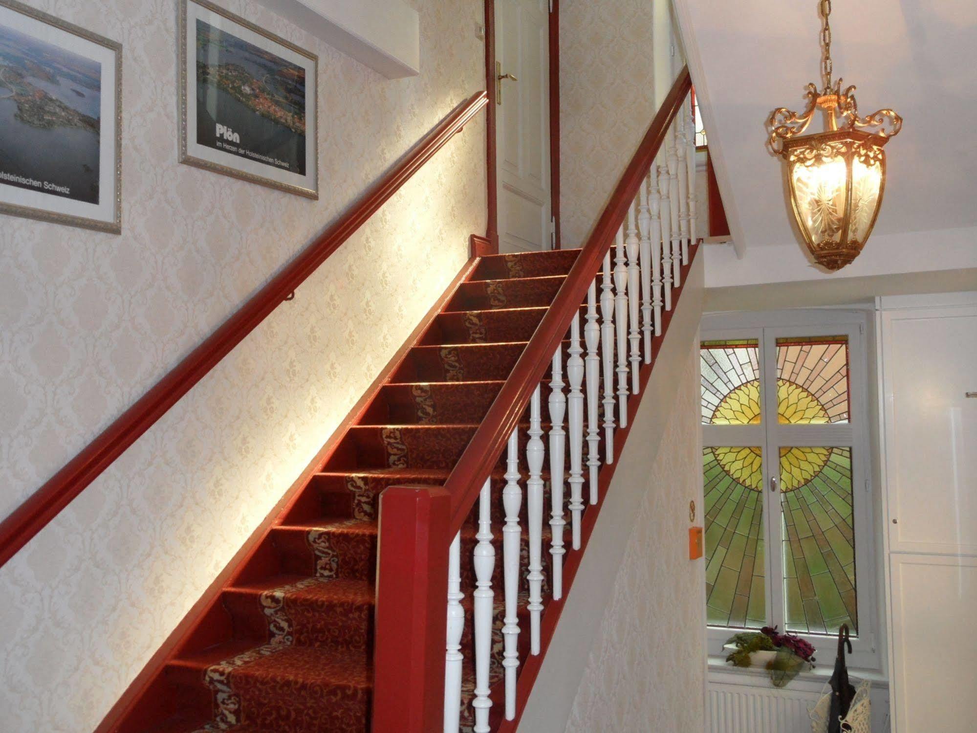 Hotel Seeufer Plön Екстериор снимка